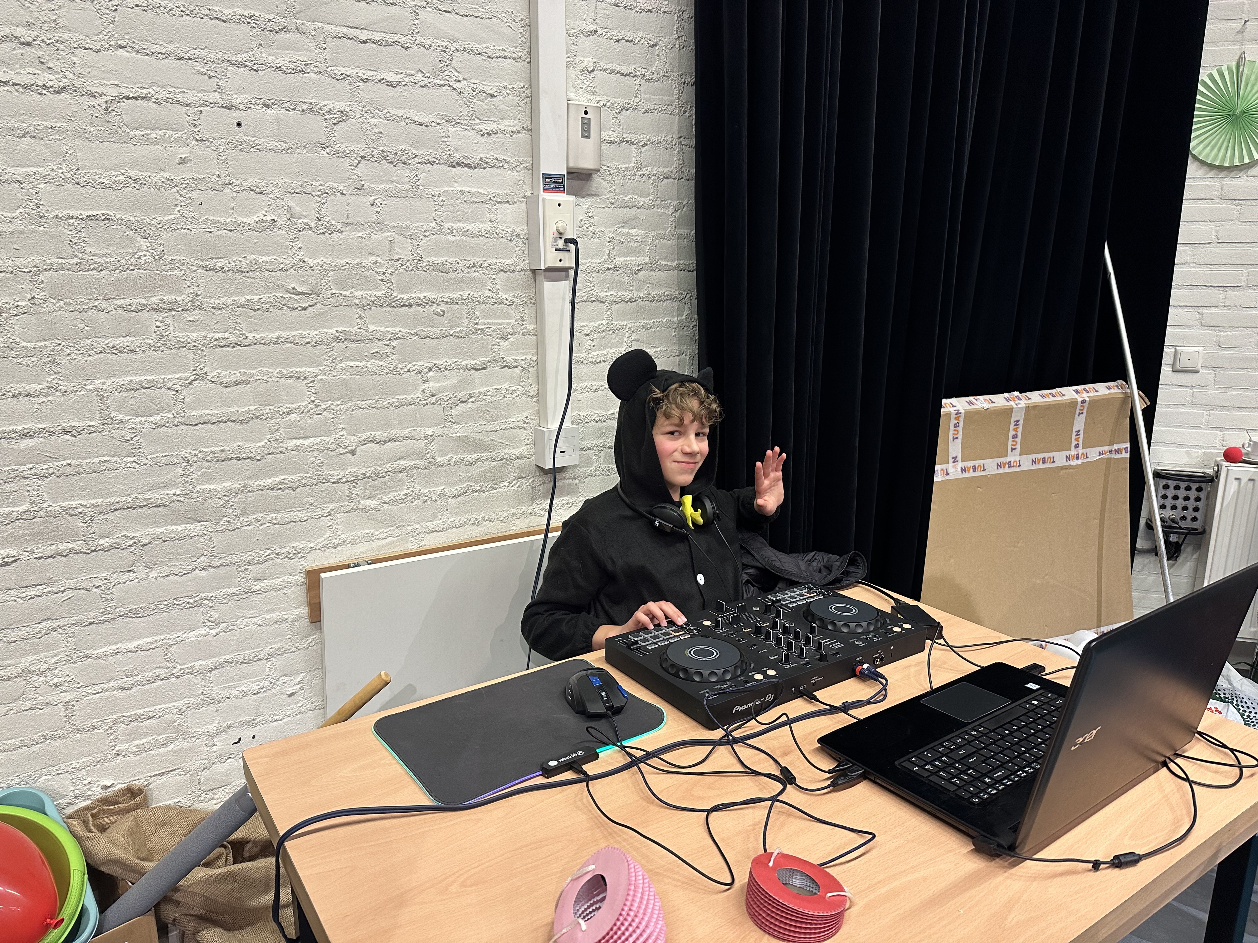 11 Feb 2023, Dango Public Pic 1